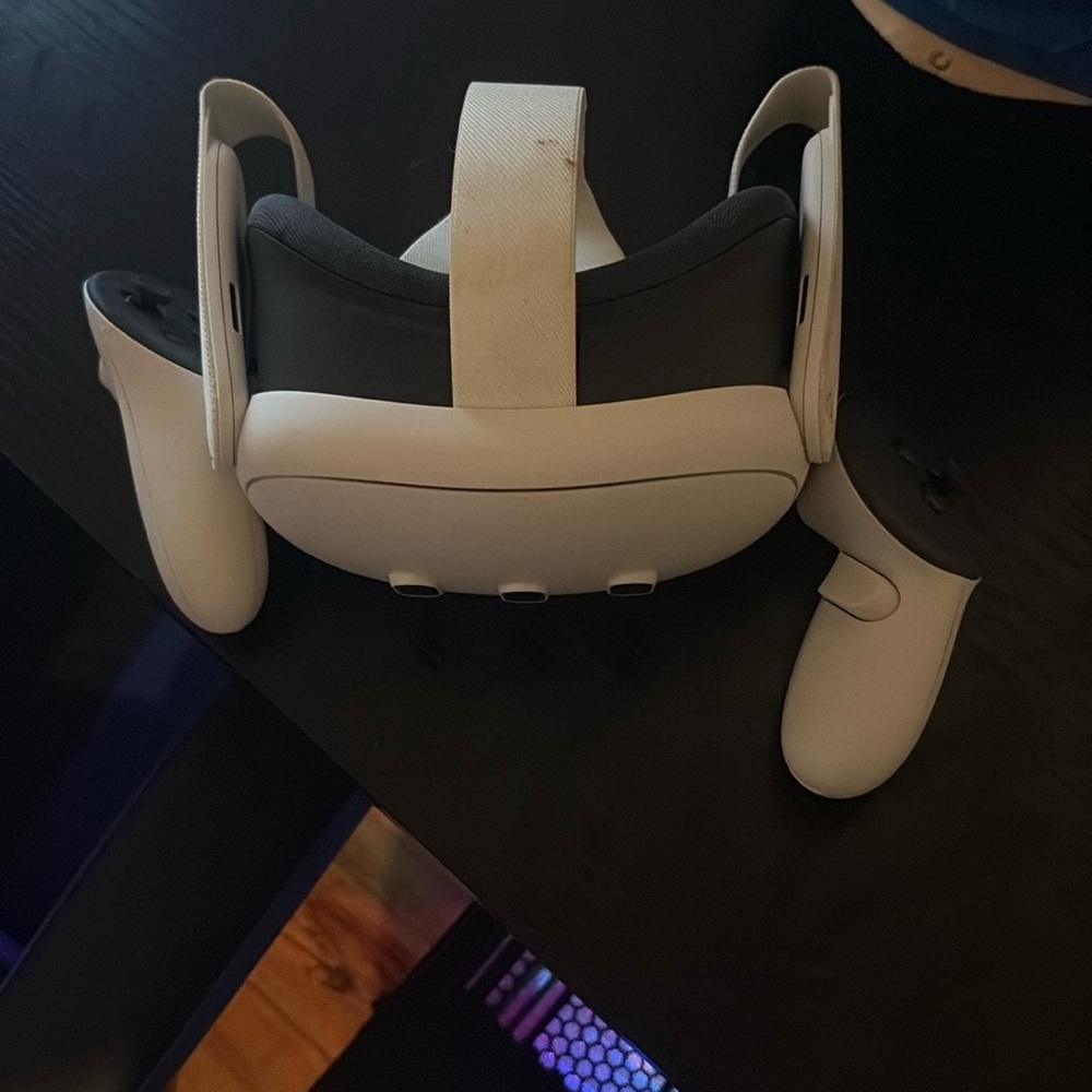 Oculus quest 3 128 gigabytes